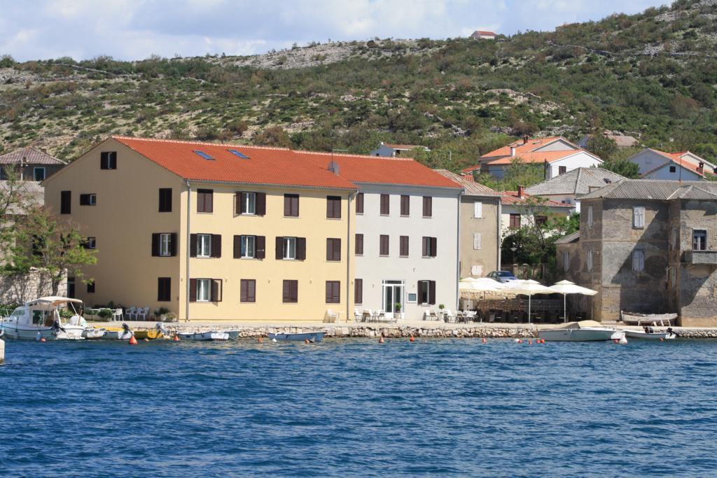 Tamarix Apartman *